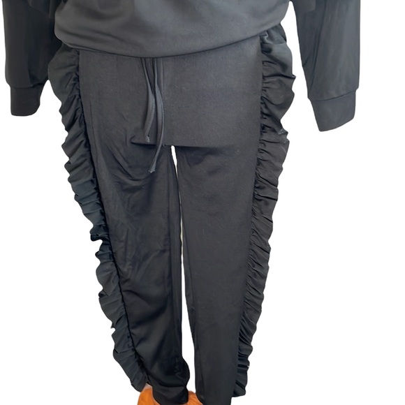 Black ruffle co-ord jogger suit - Picture 2 of 4